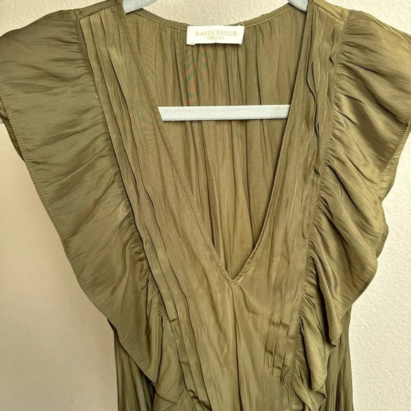 Ramy Brook Smocked Ruffle Sleeveless Green Top Blouse fits like XS/S - Picture 3 of 13